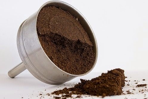 Peeling corporal anticelulitico - Beneficios del poso del café