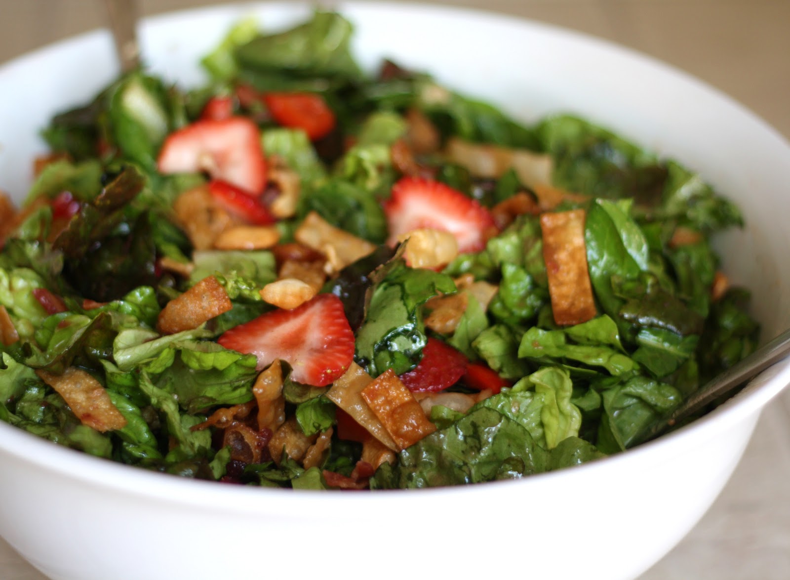 what's for dinner?: spinach salad with strawberries