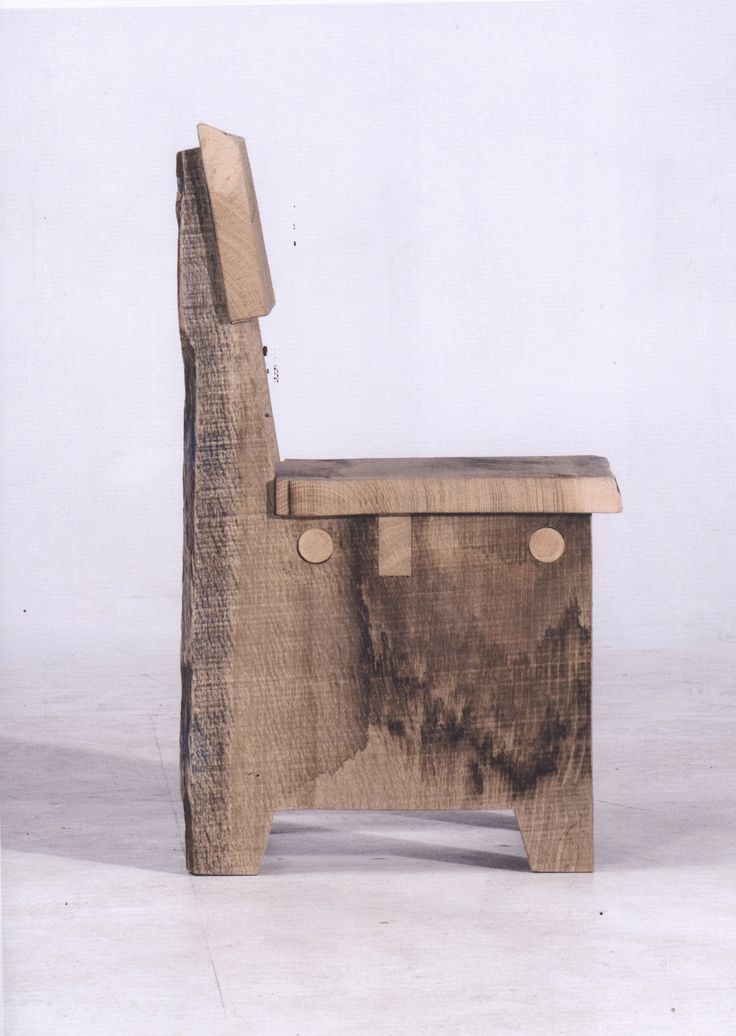 cadeira de madeira demolição