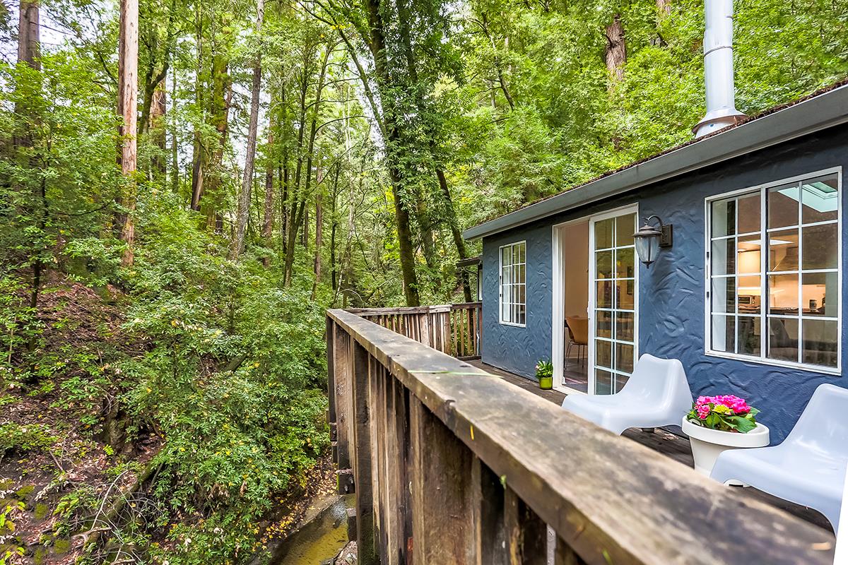 Scotts Valley Cabin (583 Sq Ft) [ TINY HOUSE TOWN ]