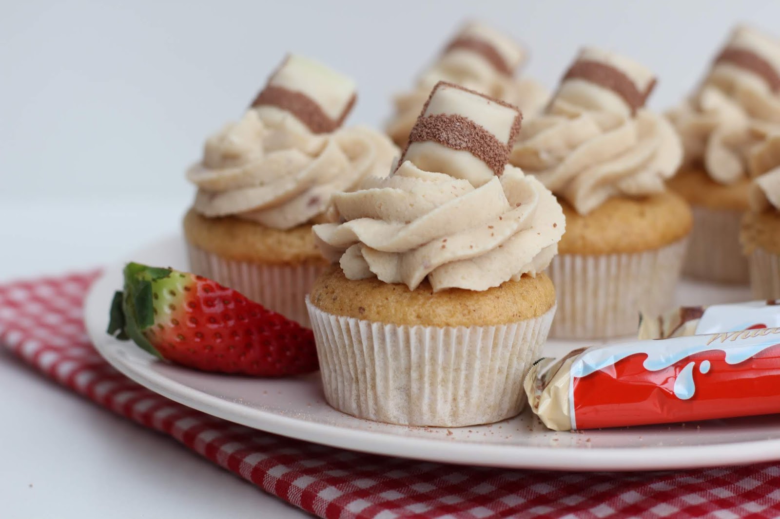 White Bueno Cupcakes
