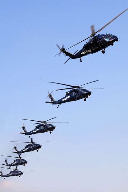Sikorsky%20UH%2060%20PF%20Formacion.jpg