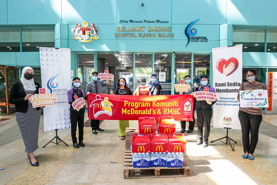 Hospital Sungai Buloh Menerima Tajaan Makanan Daripada McDonald's Malaysia