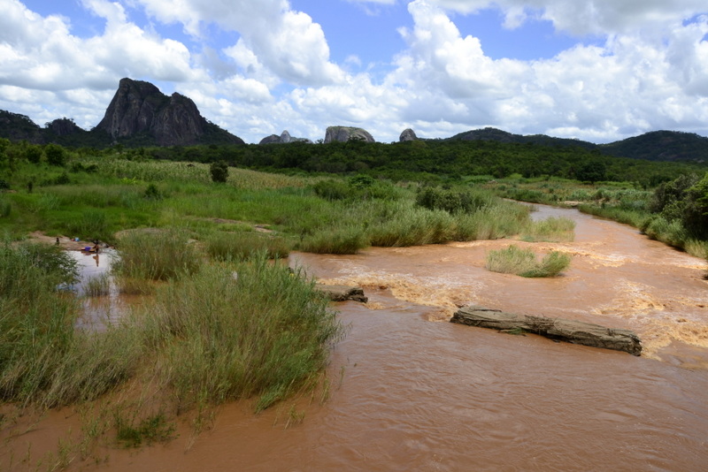Tertúlia africana O grande Niassa