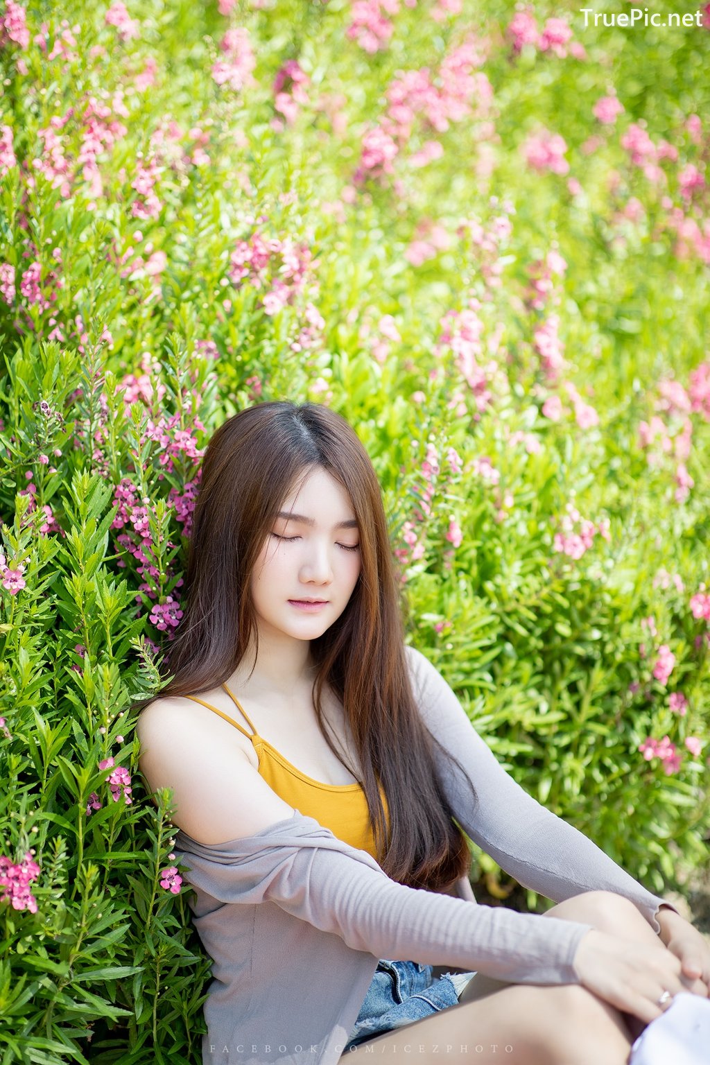 Image-Thailand-Cute-Model-Creammy-Chanama-Beautiful-Angel-In-Flower-Garden-TruePic.net- Picture-35