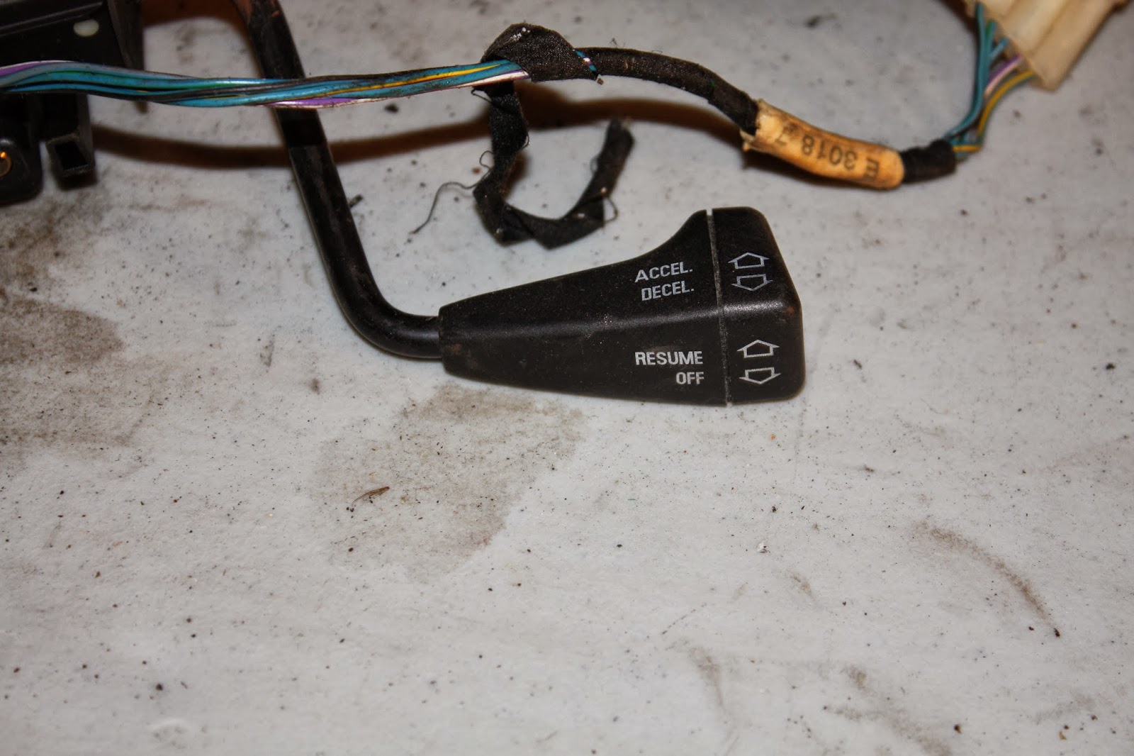 KrEvCon BMW Parts E30 Cruise Control Stalk