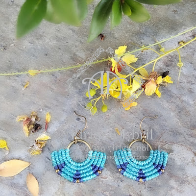 Pendientes, aros, aretes en macramé.Earrings, hoops, earrings in macramé. #AdrianaAbril