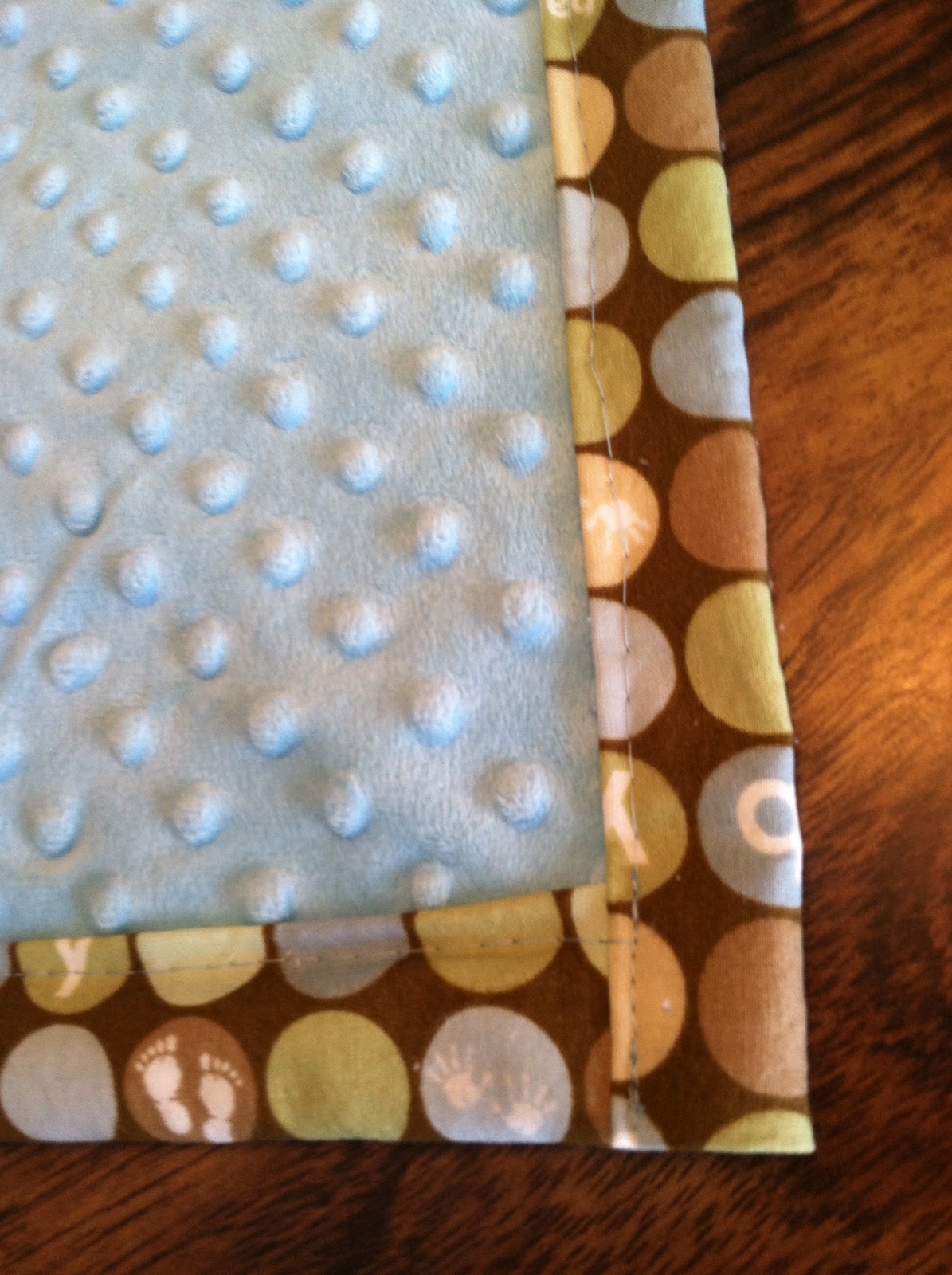 Living in His Grace Easy DIY baby blanket
