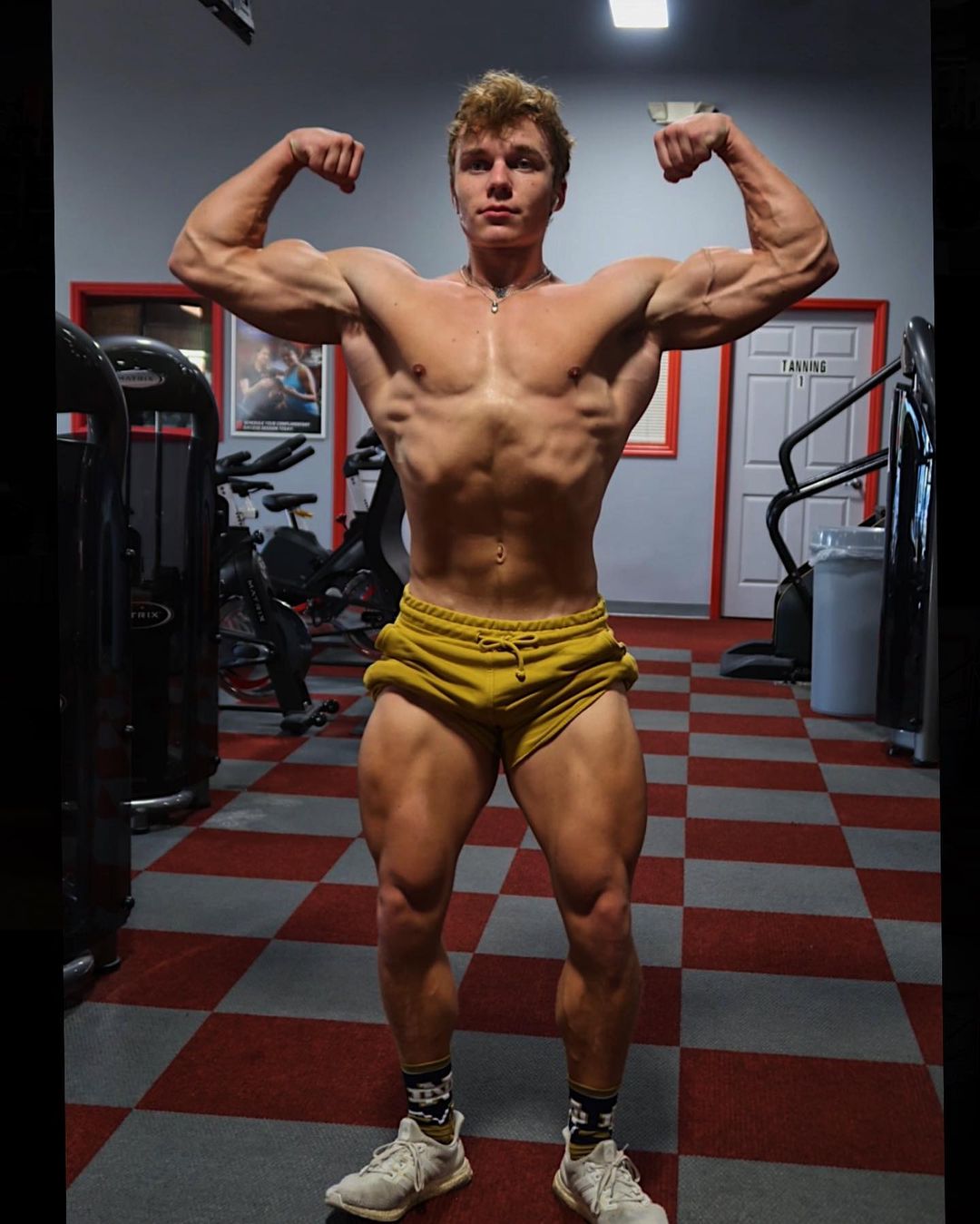 the beauty of male muscle Joseph