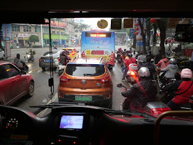 view from a Jumbo Wuzhou Bus on Fumin Road (阜民路)