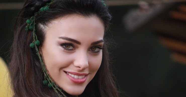 Hd Wallpapers Of Turkish Actress Tuvana Turkay Hottest And Sexy Pics Wiki Height Weight Age