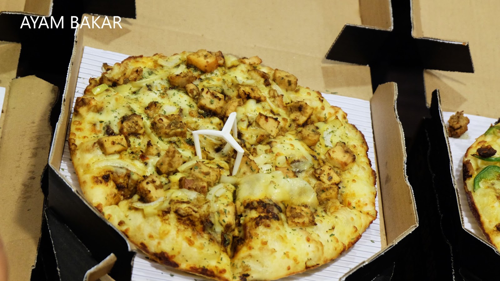 Yang Baru di Domino's Pizza Chef Premium Collection Love To Be Eat