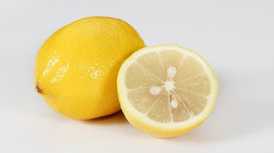 Manfaat Penting Air Rendaman Lemon
