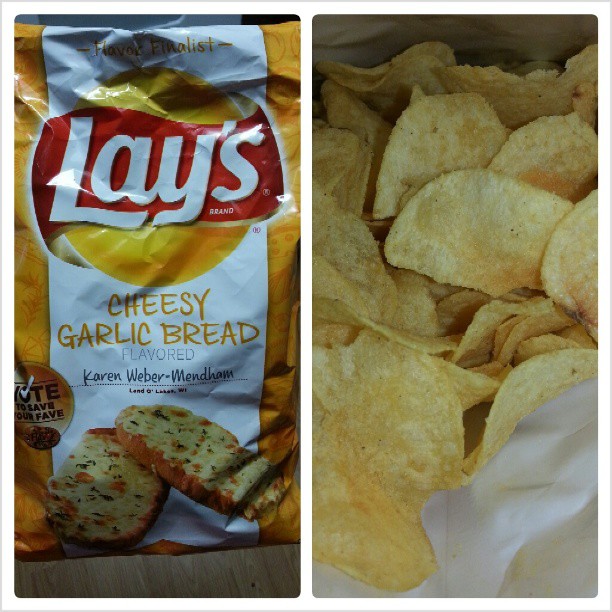 Shannon's Lightening the Load Lay’s Cheesy Garlic Bread Potato Chips