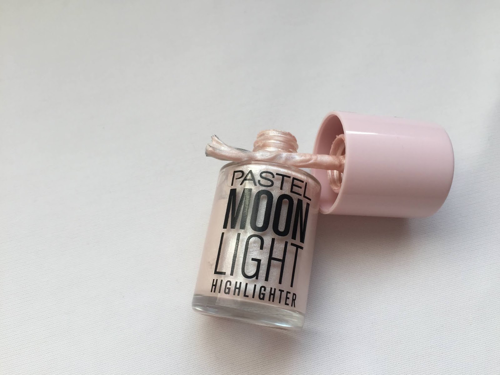Pastel Moonlight Highlighter