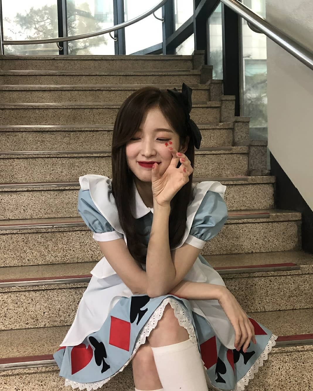 최근 오마이걸 아린 인스타 근황