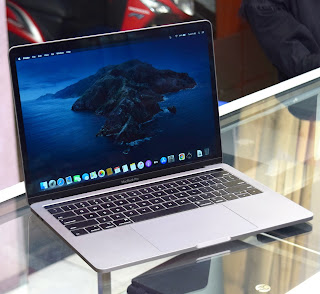 Jual MacBook Pro Retina 2019 Touch Bar Core i5 13-inch