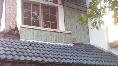 Rumah Tingkat Minimalis Mungil