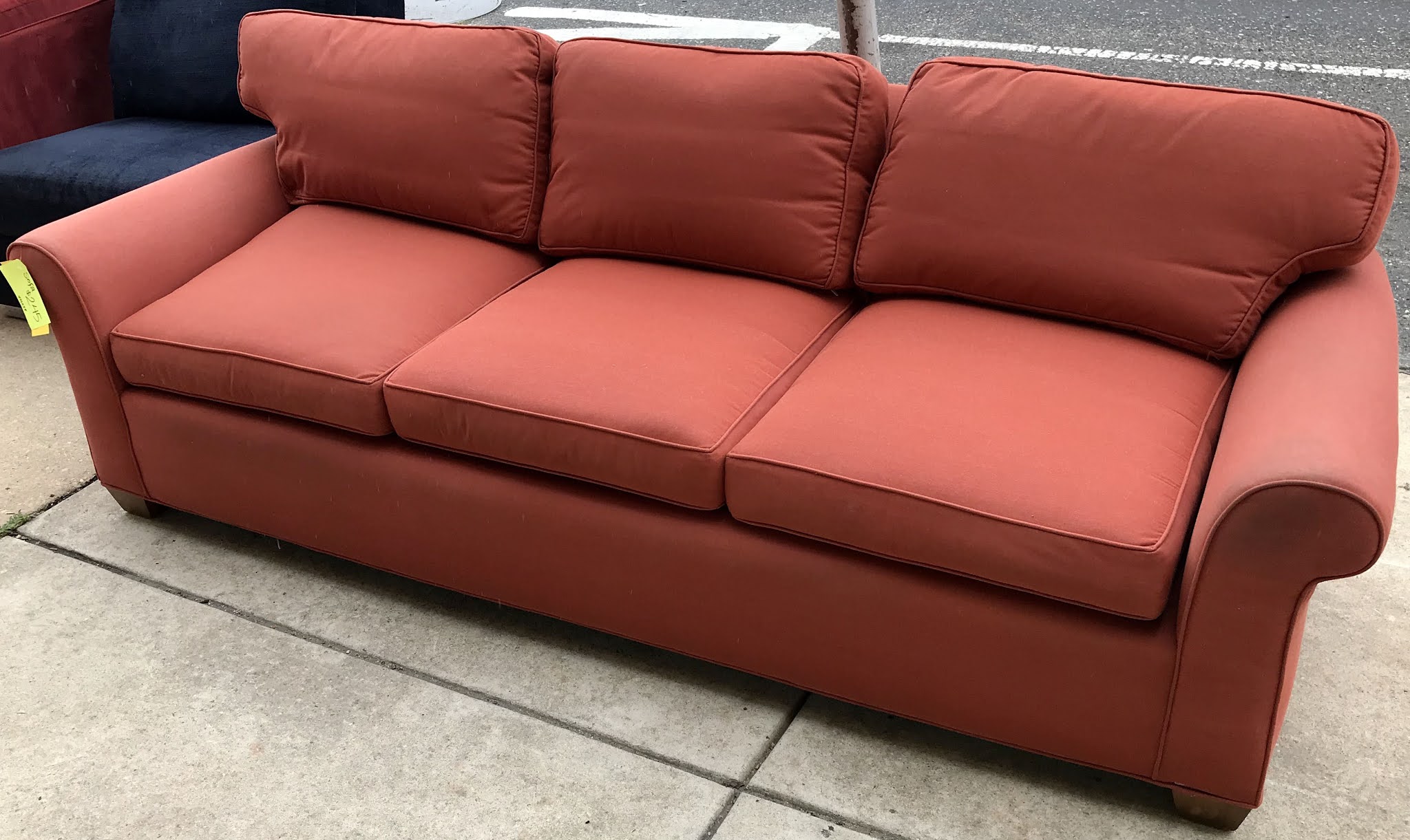 Uhuru Furniture & Collectibles 473628 Blood Orange Sofa 245 SOLD