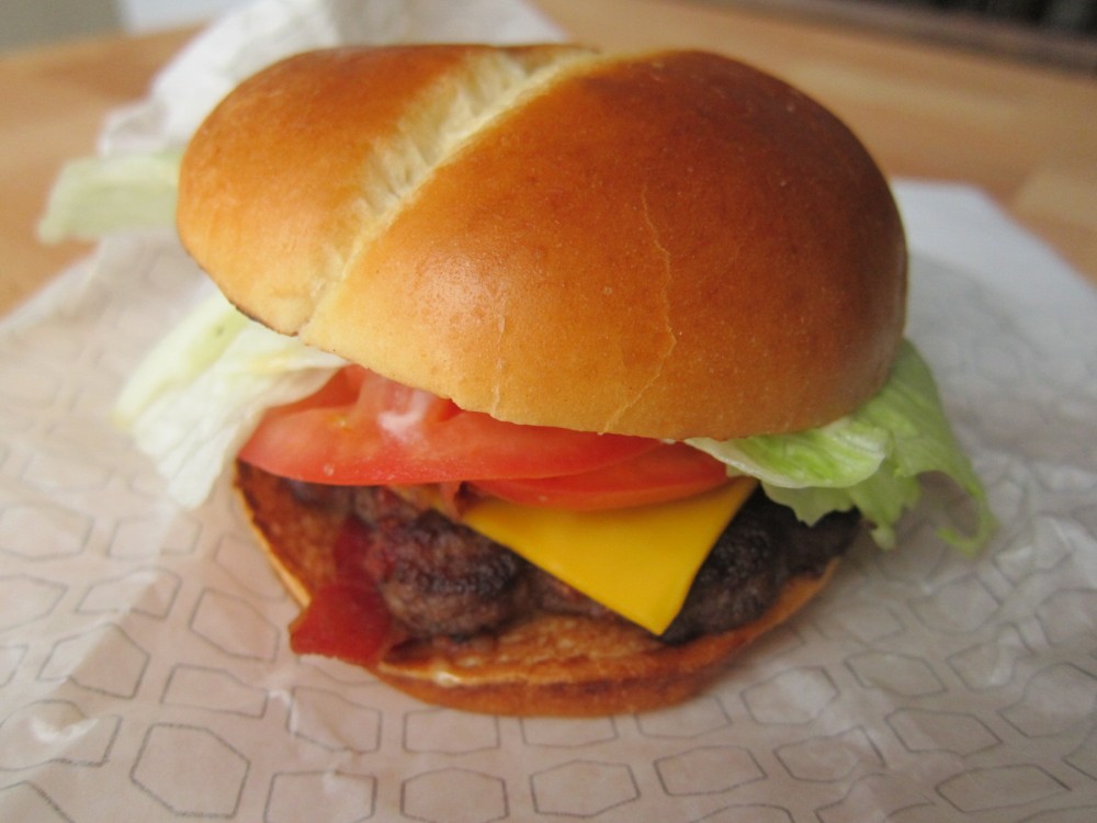 Review Jack in the Box Bacon Insider Burger