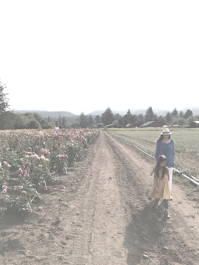 exploring we will go- a trip to the dahlia farm