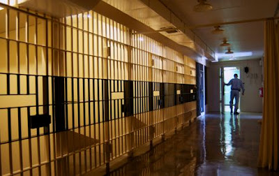 Texas' death house. The holding cells are on the left, the death chamber at the far end of the corridor. Texas' death house