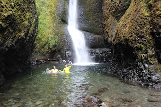 Discover Outdoors Oneonta Falls, Oregon