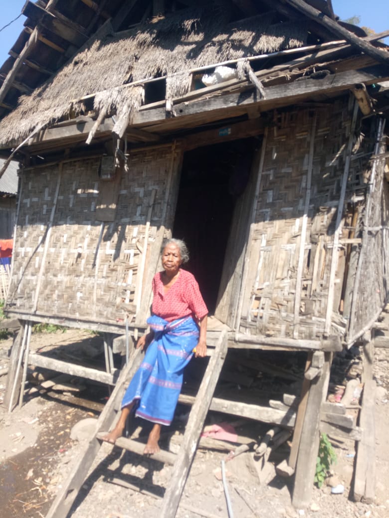 Hidup Sebatang Kara Perhatian Pemerintah Menjadi Mimpi Lintas