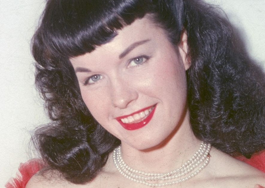 Moongem Comics: Bettie Page Passes On