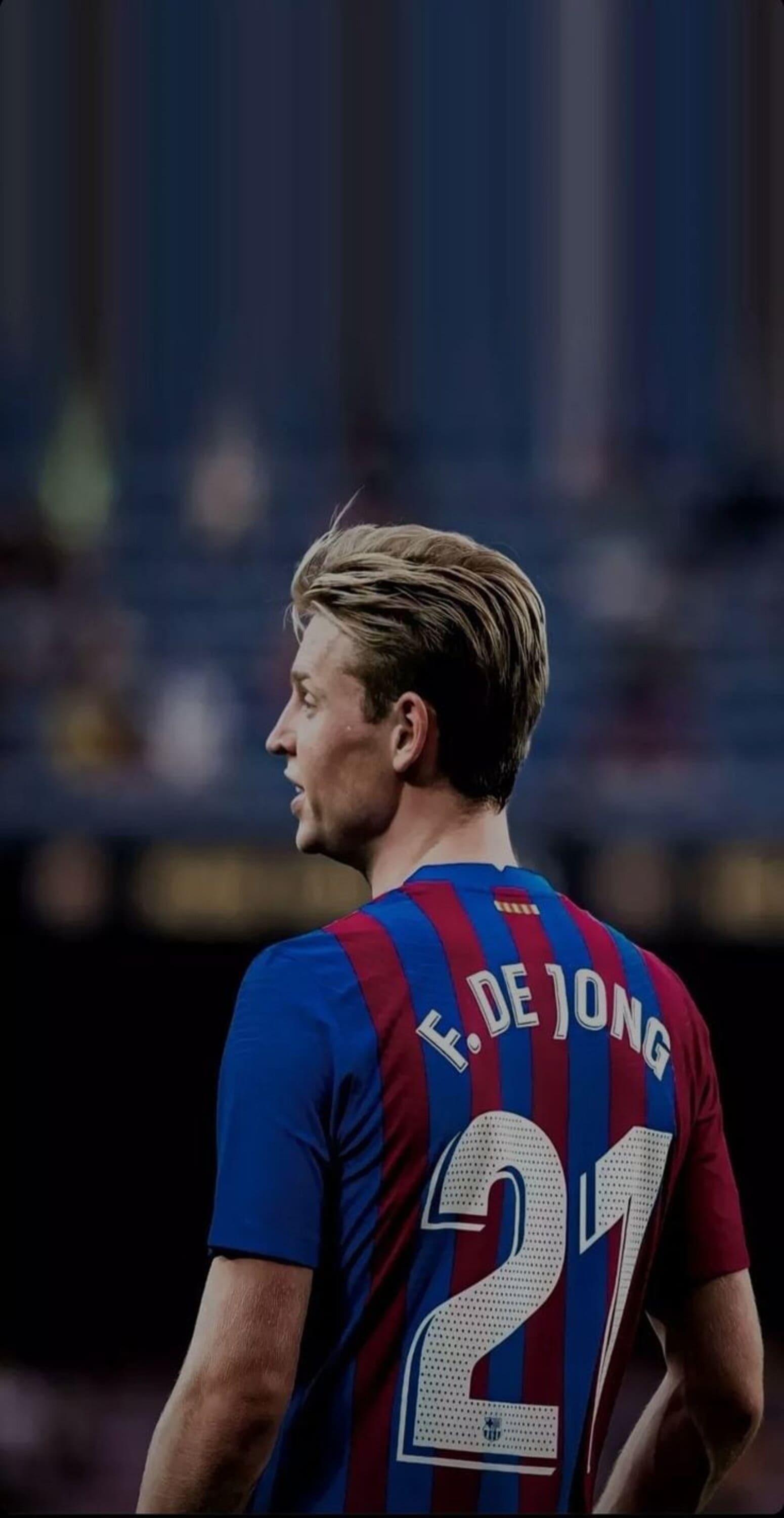 خلفية اللاعب الهولندي دي يونغ مع برشلونة حلوه بدقة 4K للجوال