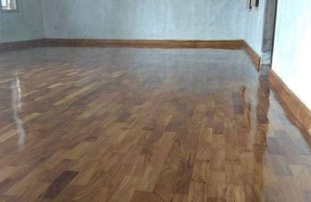 Cara Memasang Lantai Kayu Parket | Nusantara Cleaning