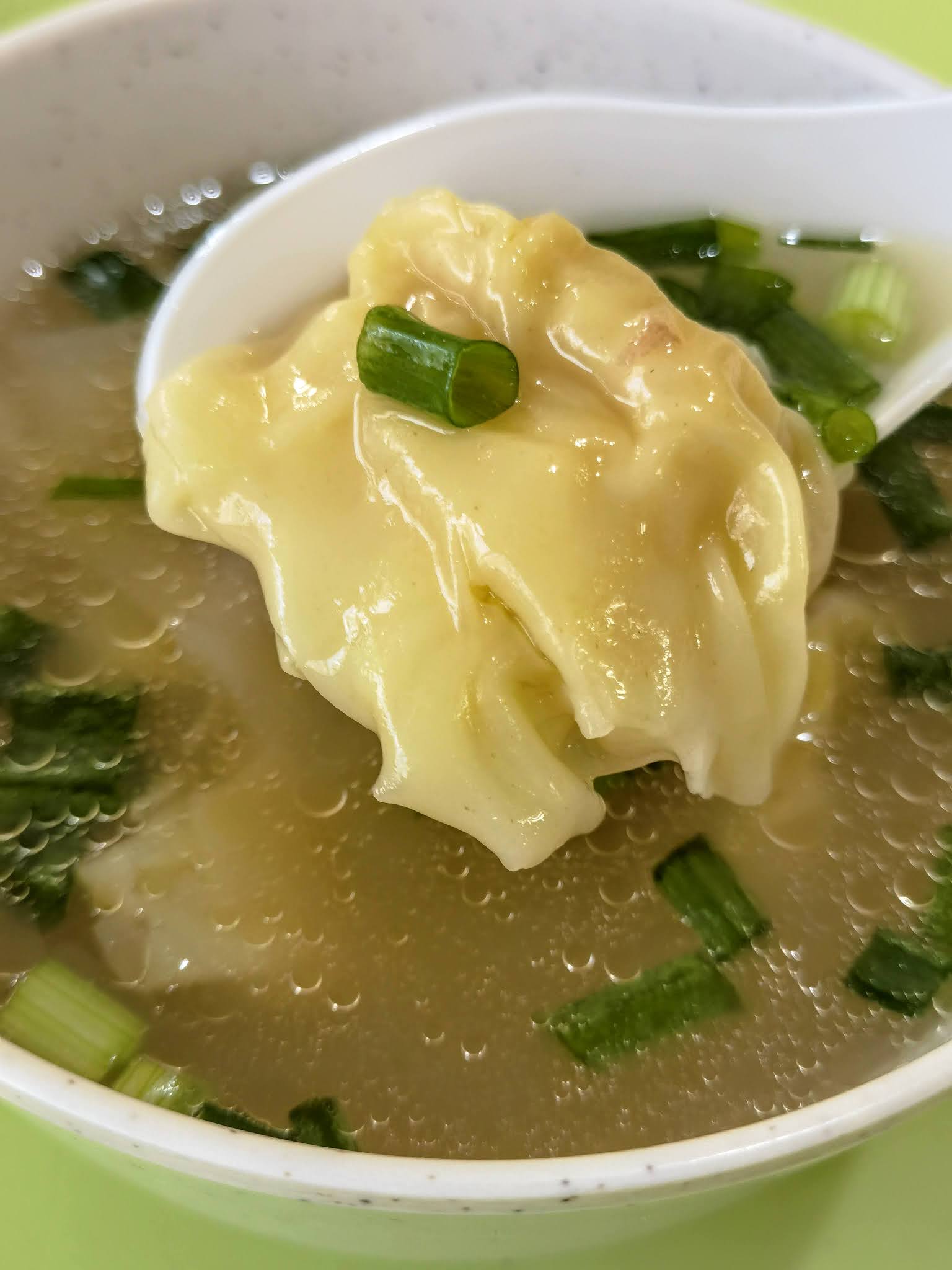 Eat Wanton Mee With Big Mushrooms Wah Kee Noodle Of Amoy Street Food Centre Johor Kaki Travels For Food