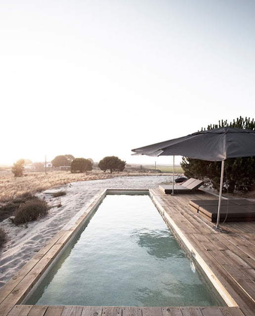 Weekday Wanderlust | Places: Casas na Areia, Portugal