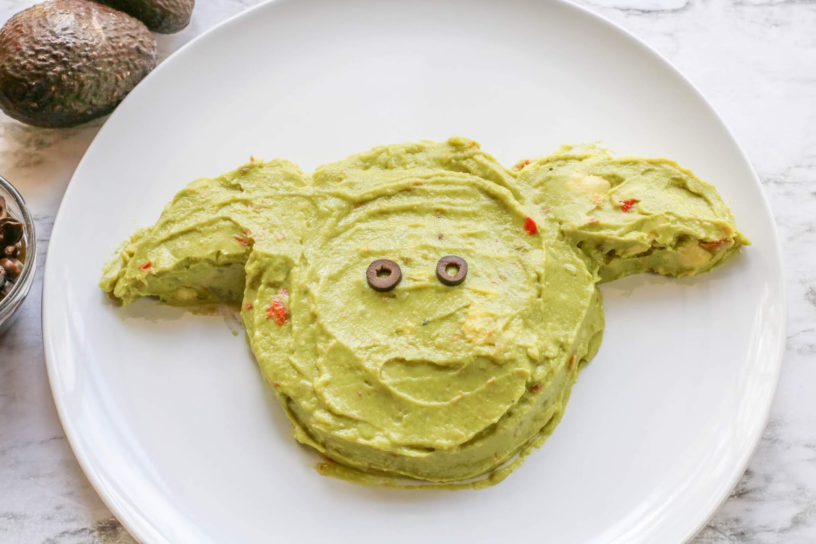 Star Wars Baby Yoda Guacamole Platter