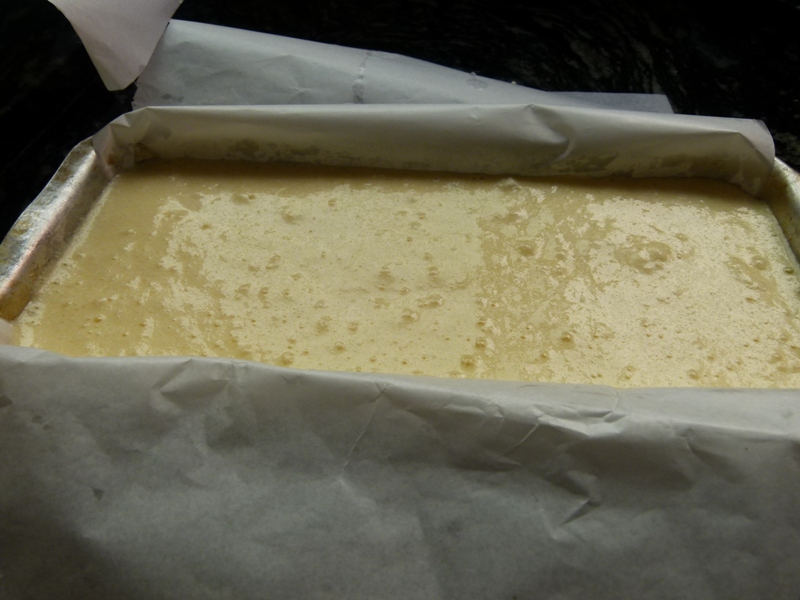 Terrine de chocolate branco com calda de chocolate amargo Lilica Gourmet