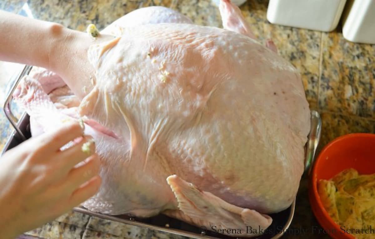 Super Juicy Turkey Baked In Cheesecloth Serena Bakes Simply From Scratch