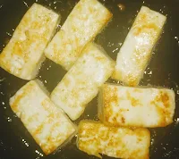Shallow fried paneer cubes for paneer butter masala recipe