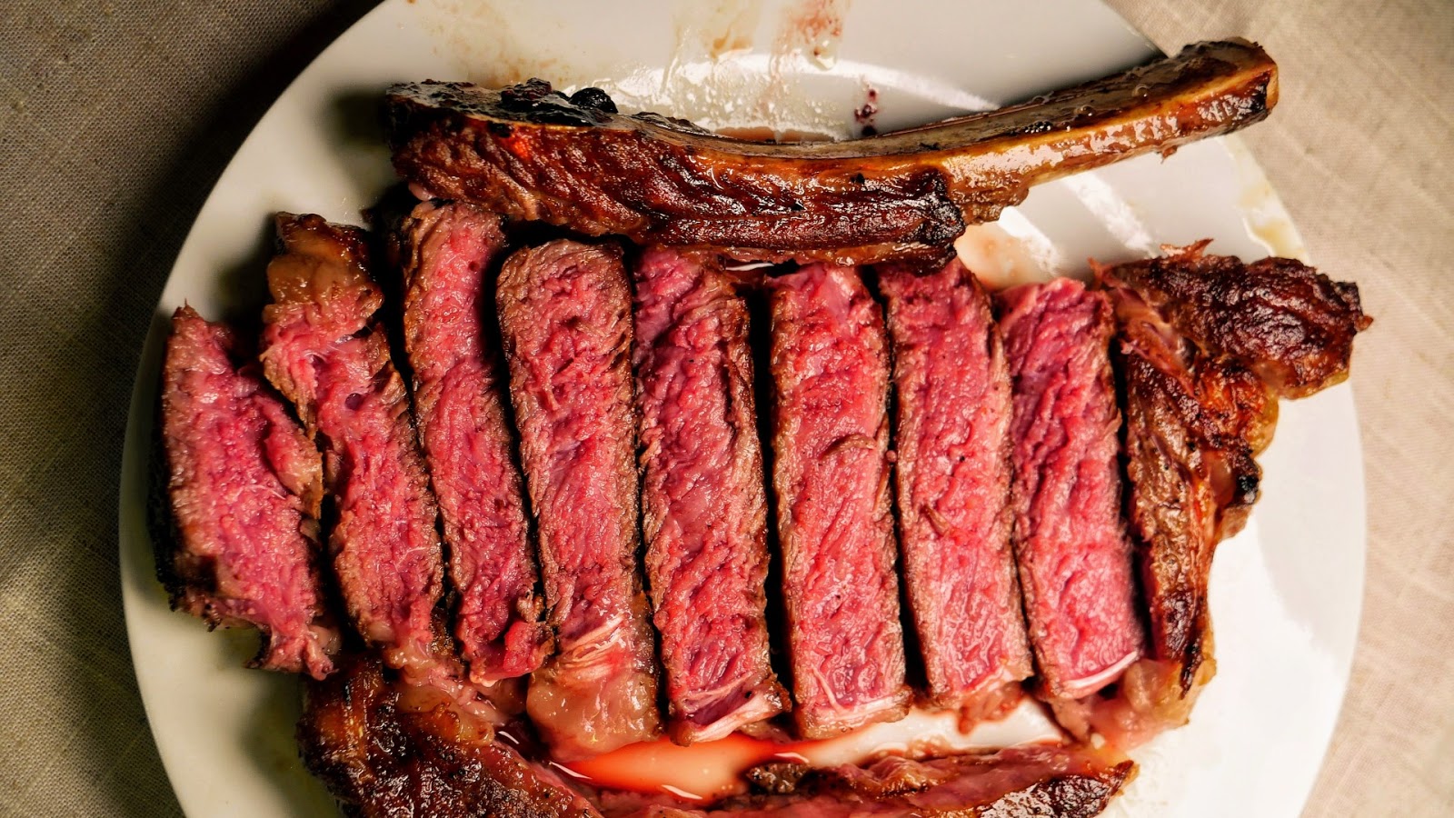 DeBragga Meat #EatWellFromHome - ᴏᴍɢɪᴛꜱʙᴏᴍʙ 💣 - Food Reviews, Videos ...