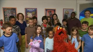 Murray and Ovejita, Murray Has a Little Lamb robot school, Sesame Street Episode 4406 Help O Bots, Help-O-Bots season 44