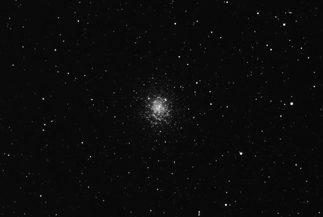 M 19, cúmulo globular en  Ofiuco.