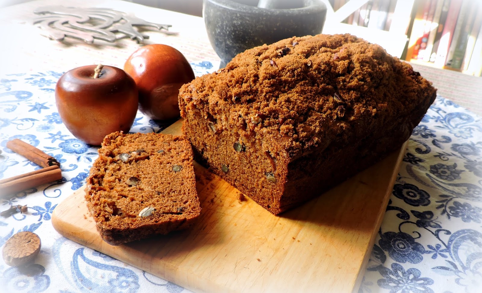 Applesauce Nut Bread The English Kitchen