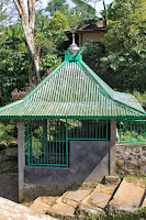 makam syekh maulana maghribi batang