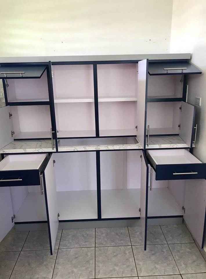 Gabinete azul navy de 6 ` pies en pvc