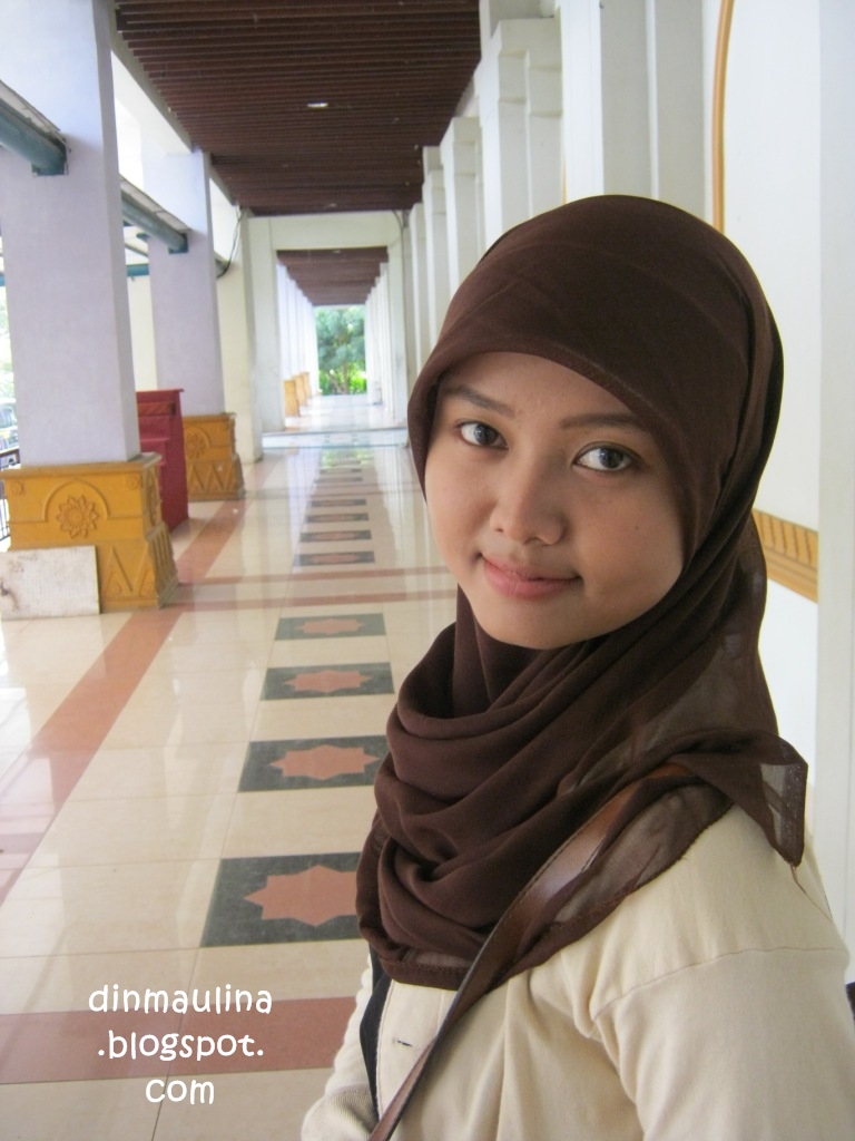 Ootd Wisuda - Inspirasi Kebaya Wisuda Modern Hijab Untuk Penampilan