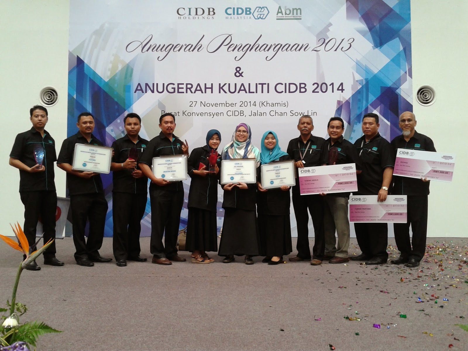 CIDB NEGERI MELAKA: ANUGERAH PENGHARGAAN 2013 & ANUGERAH KUALITI CIDB 2014