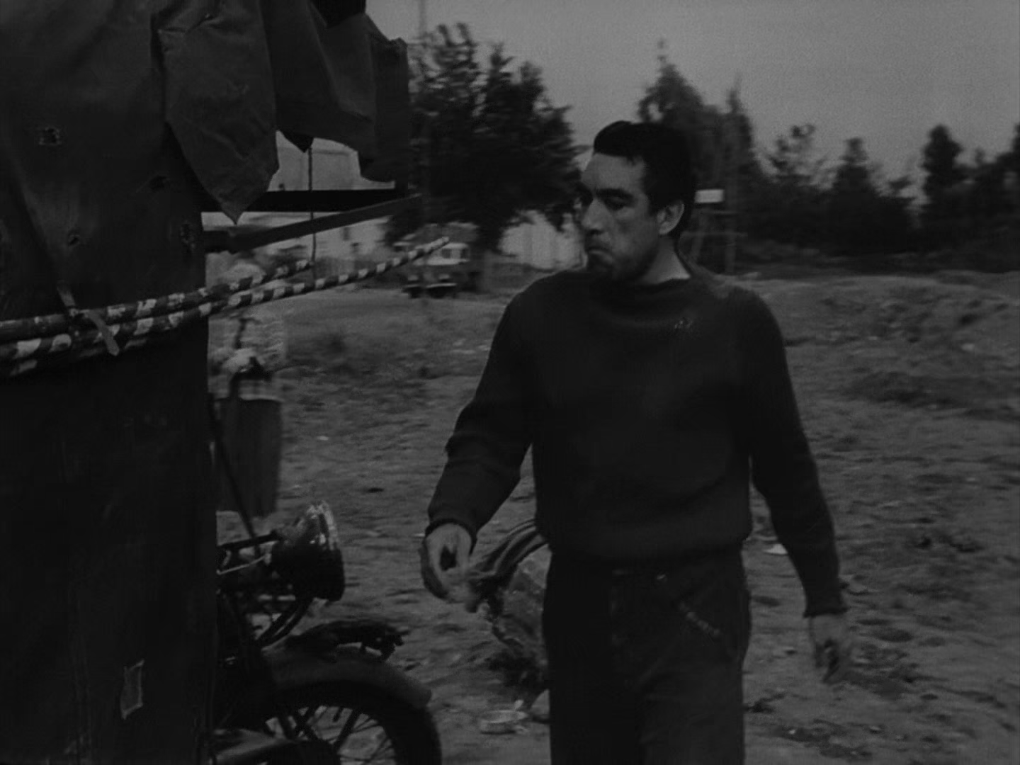 La Strada (1954) [BDRip/1080p][Esp/Ita Subt][Drama][2,69GB]         Vlcsnap-2021-08-28-14h44m46s681