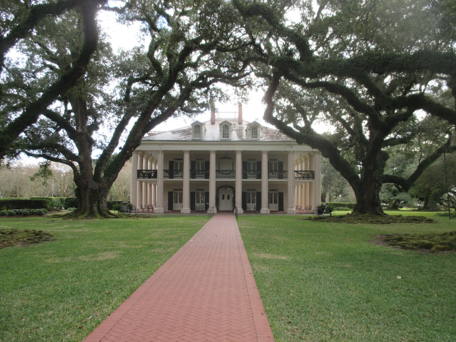 Tarra's Travels Baton Rouge, Louisiana Plantation Country