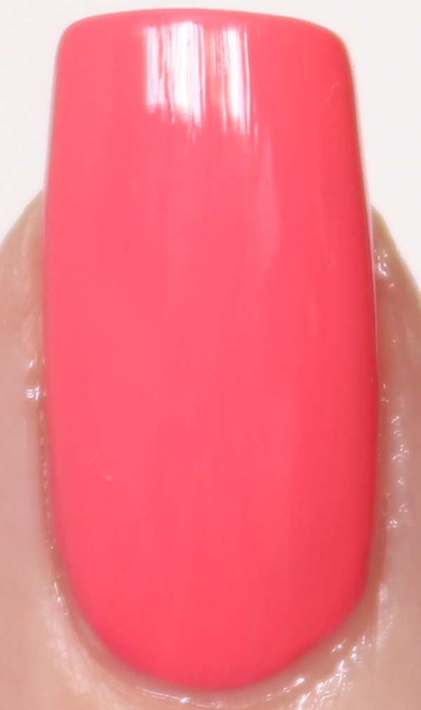 MacKarrie Beauty Style Blog Essie Throw In The Towel