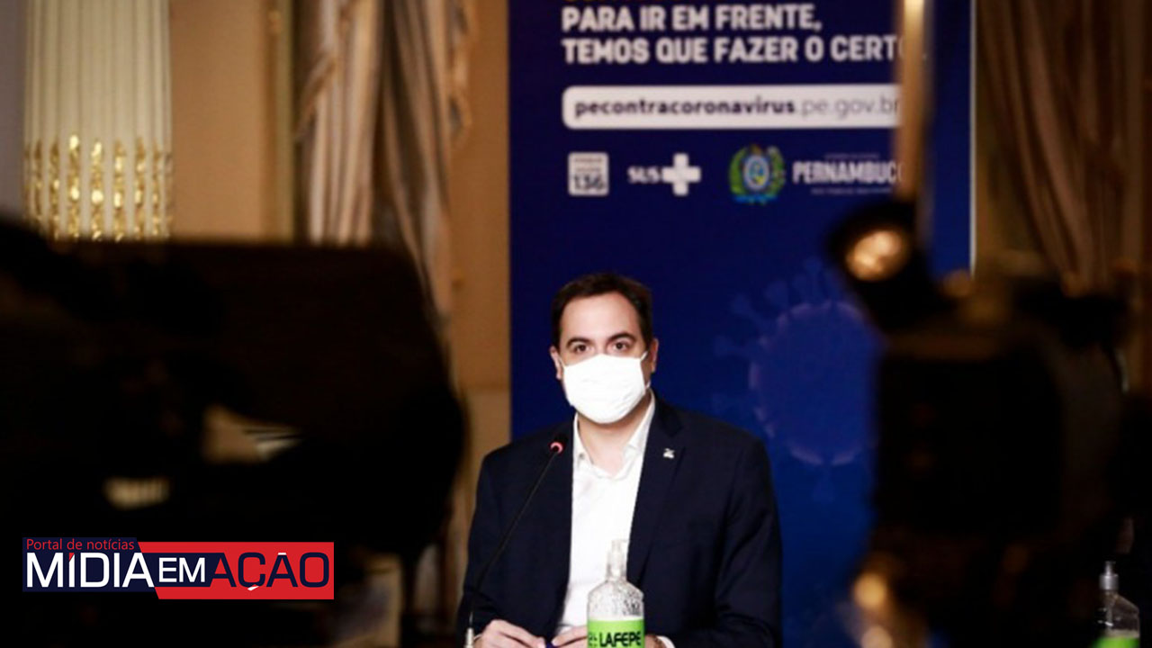 Após quase 5 meses de pandemia, Pernambuco anuncia programa para garantir internet a alunos da rede estadual