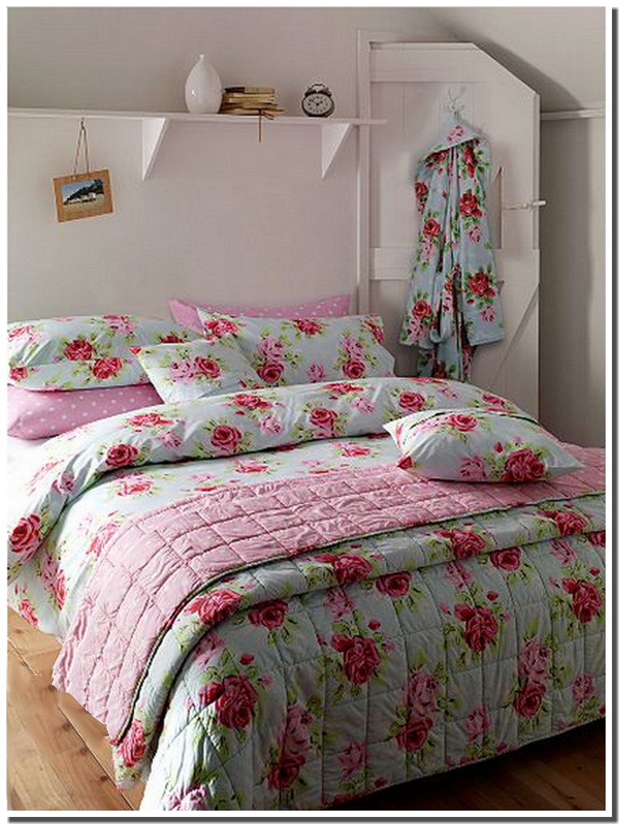 Nassima Home: Chambre romantique housse de couette bleue en rose de